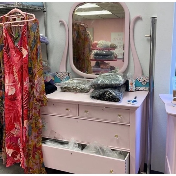 🎉ALL NWT!!! Reseller/Personal Mystery Box🎉 - Picture 6 of 9